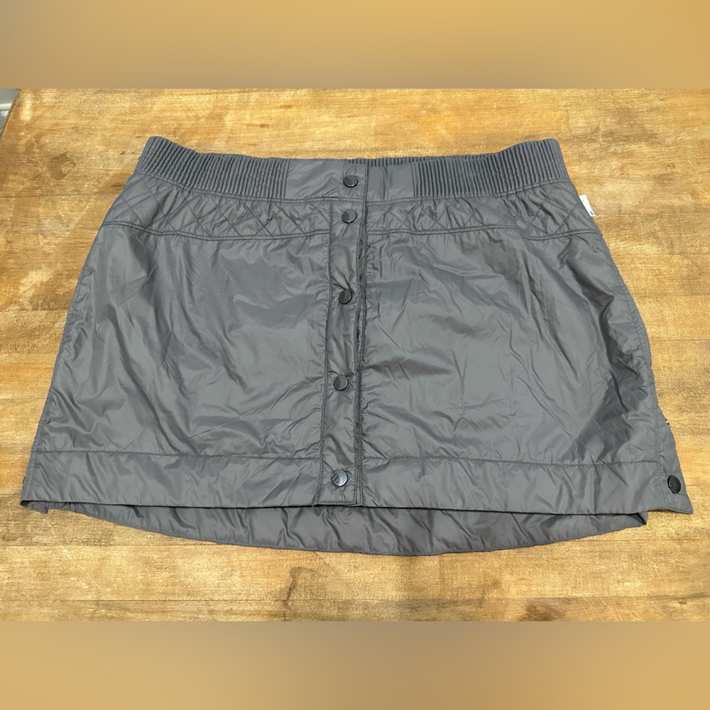 Stio Grey Quilted Skirt with Pink Accents